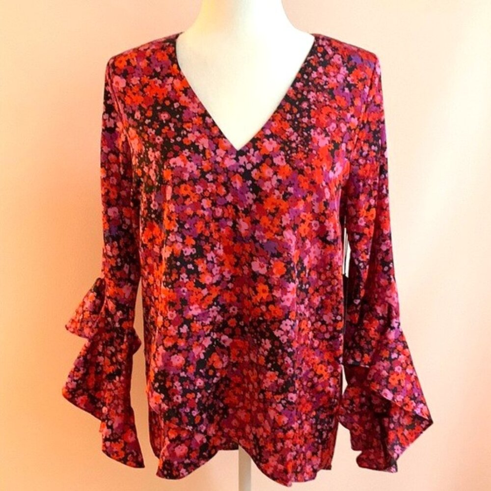 Elegant Floral V-Neck Blouse with Ruffle Sleeves - Size S - NWT